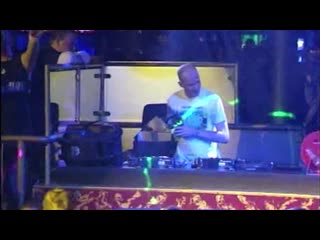 dj shog – live 4 music (live, 2004)